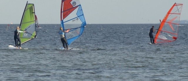 Venez faire de la planche à voile avec vos proches ! 